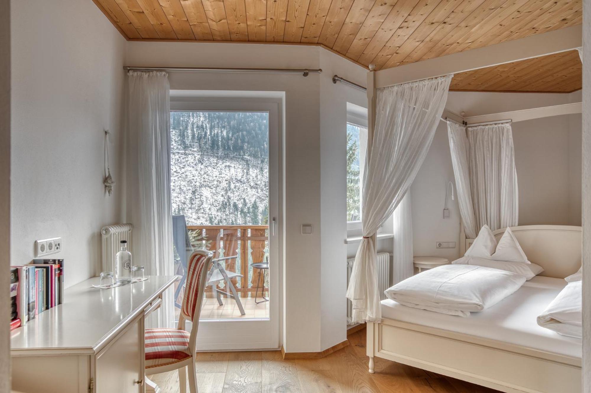 Hotel Berghaus Rosengarten 노바레반떼 외부 사진