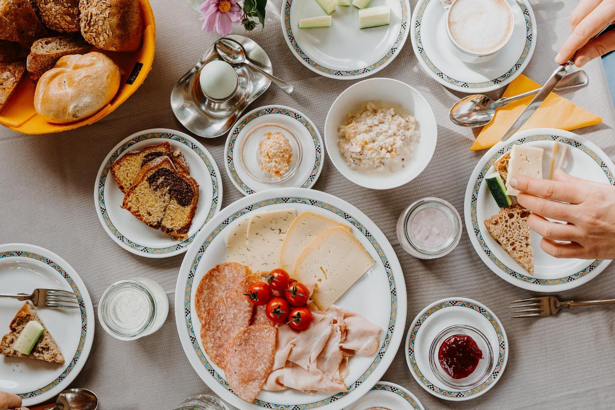Hotel Berghaus Rosengarten 노바레반떼 외부 사진